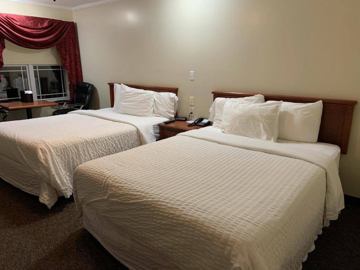 Travelodge By Wyndham Frédéricton Extérieur photo